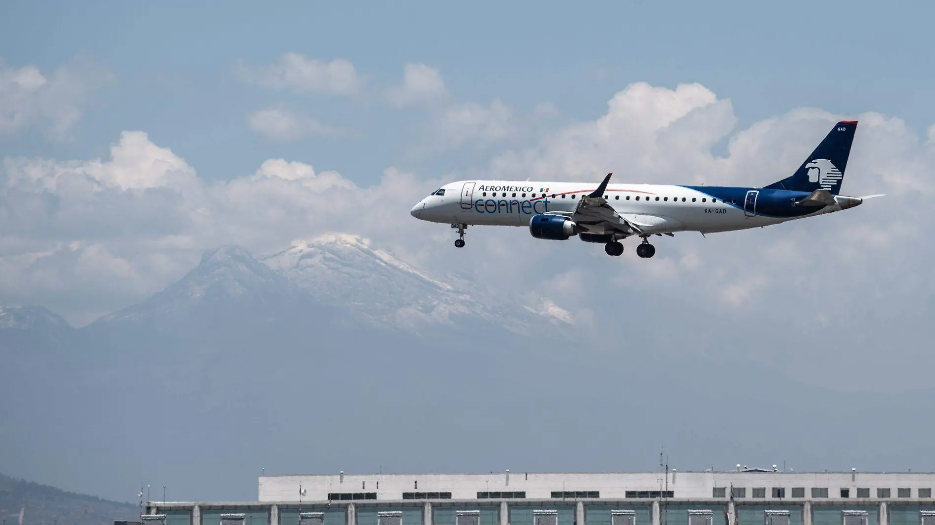 Ingresos de Aeroméxico crecen